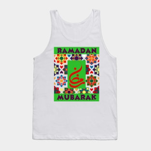 RAMADAN MUBARAK, beautiful Calligraphy and Islamic pattern. Tank Top